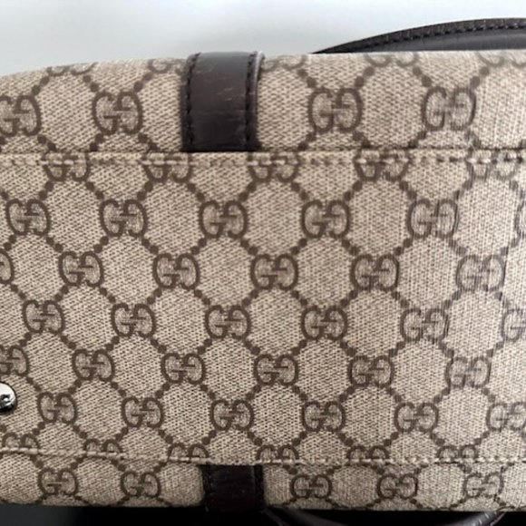 Gucci Canvas Handbag w Authentic Drawstring Dust Bag - Authentic EUC - Picture 4 of 16